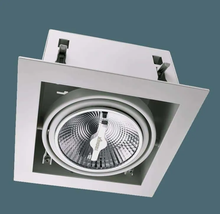 TRO 148044 RECESSEDTRIMLESS FIXTURE 1X AR111 FULL WHITE ADJUSTABLE